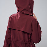 Neo Windbreaker Top in Burgundy