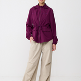 Neo Windbreaker Top in Aubergine