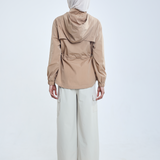 Neo X Windbreaker in Caramel