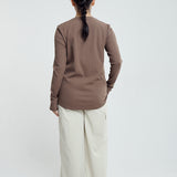 Selena Basic Top in Brown