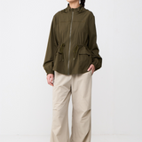 Neo Windbreaker Top in Army Green