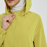 Talia Dynamic Windbreaker in Lime