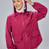 Neo Windbreaker Top in Magenta