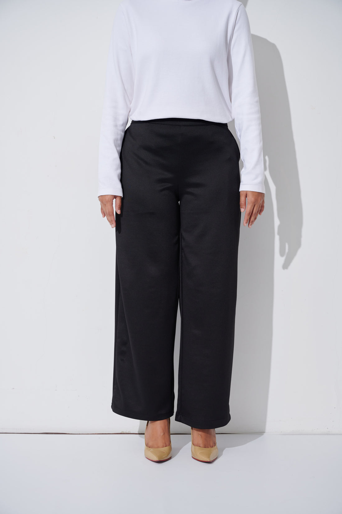 Marina Straight Cut Pants in Charcoal