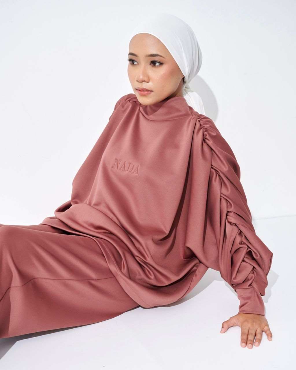Narita Ruched Batwing Top in Redwood