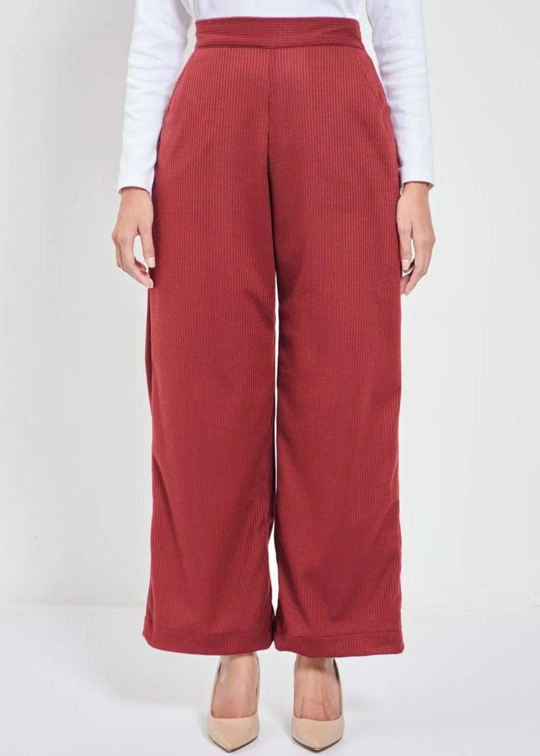 DONNA Straight Cut Pants in Ruby Red