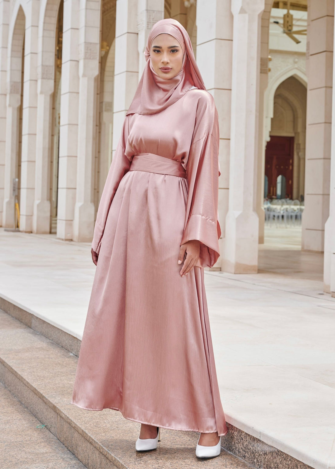 NADYA Abaya in Rosette