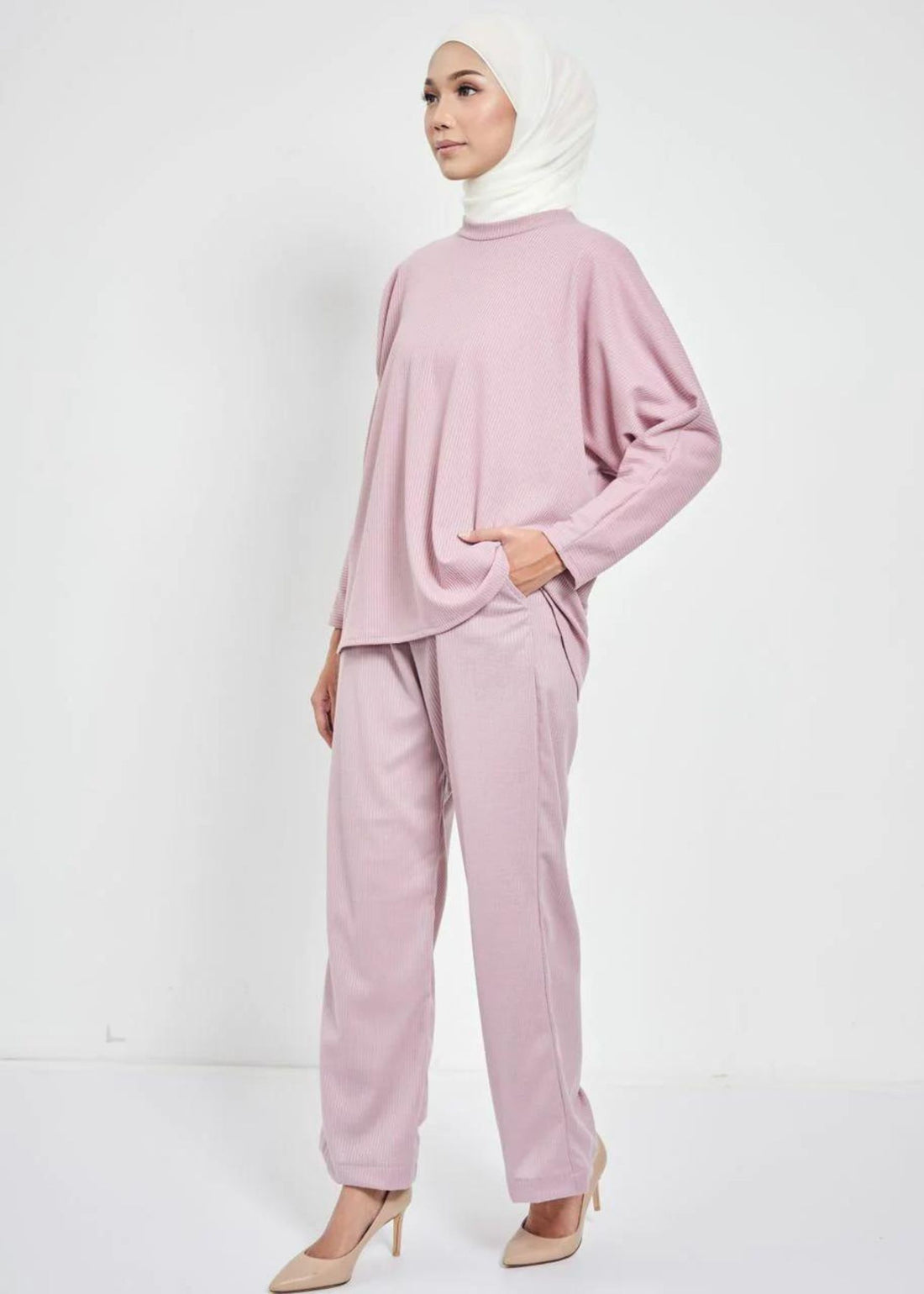DONNA Straight Cut Pants in Periwinkle