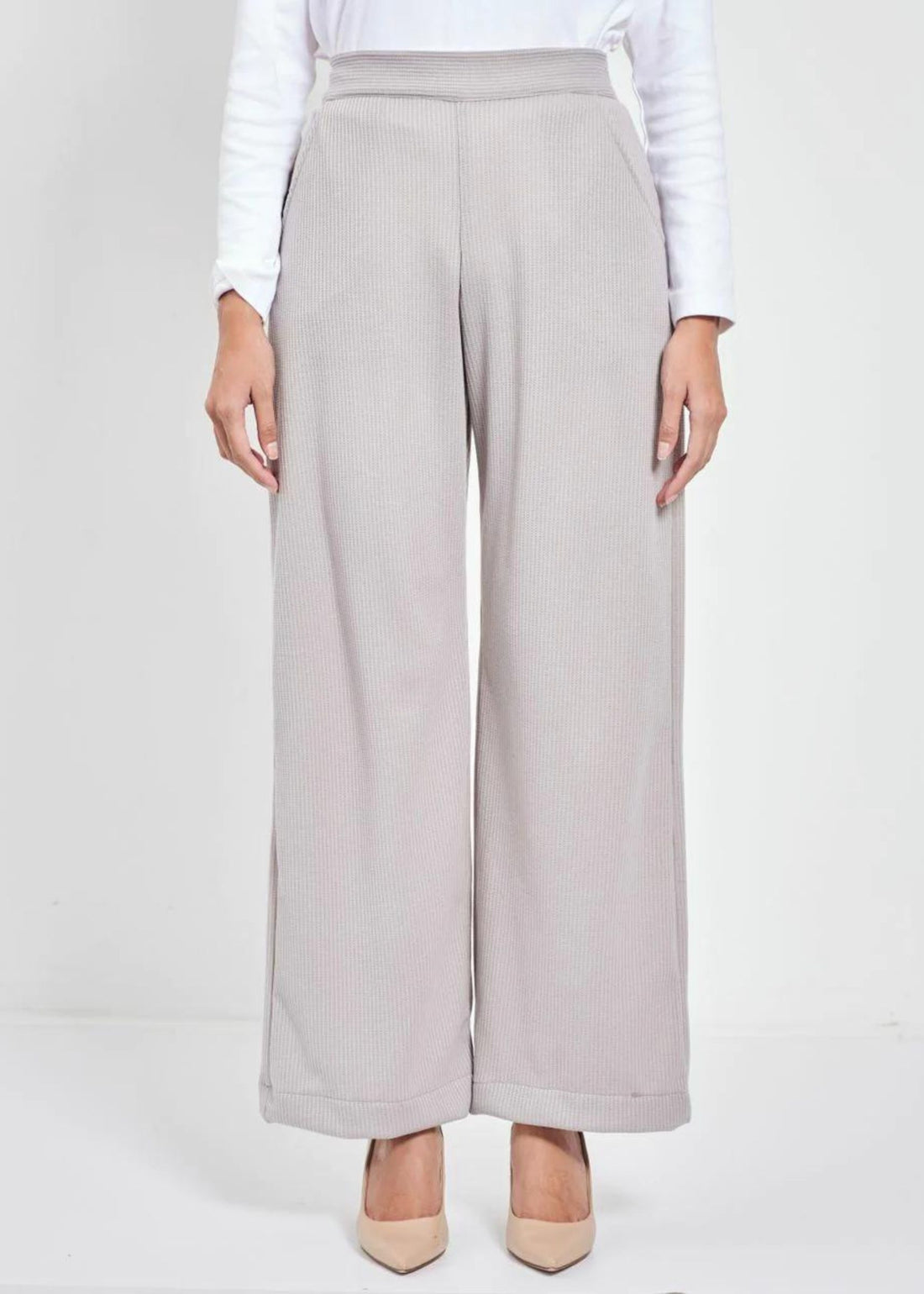 DONNA Straight Cut Pants in Grey
